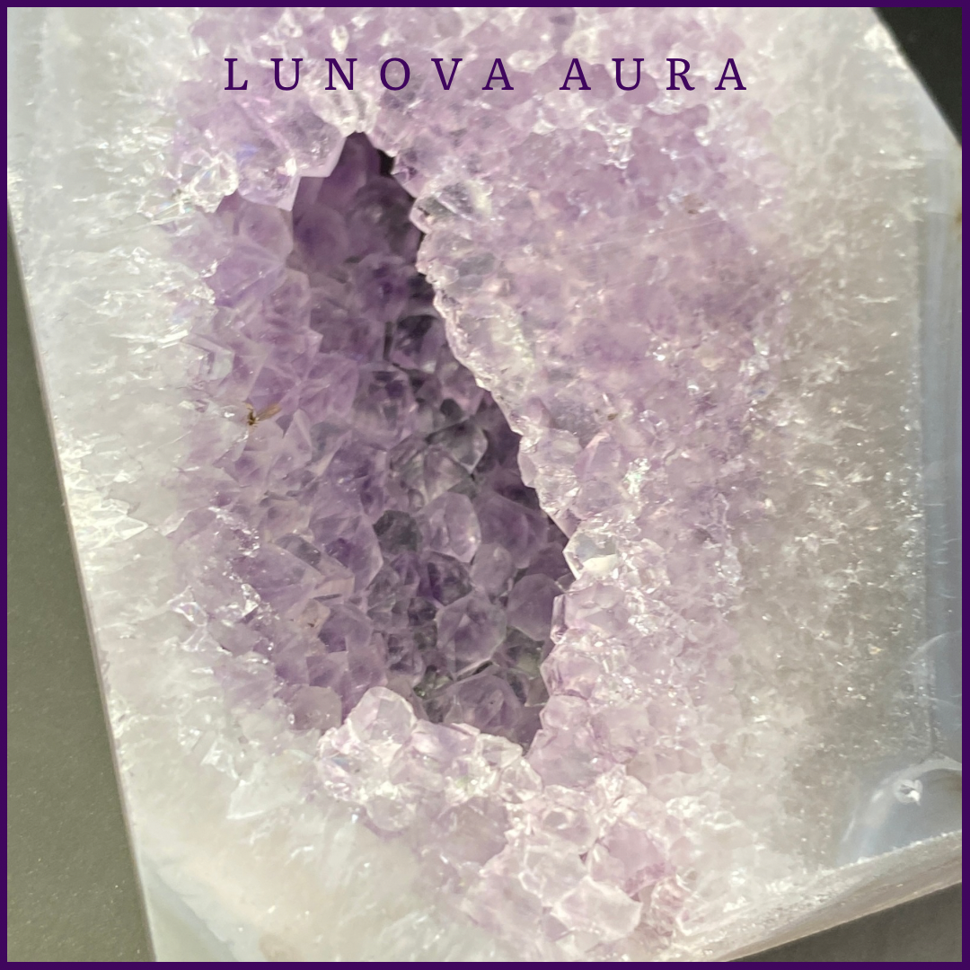 Amethyst Druzy in Agate Point #02