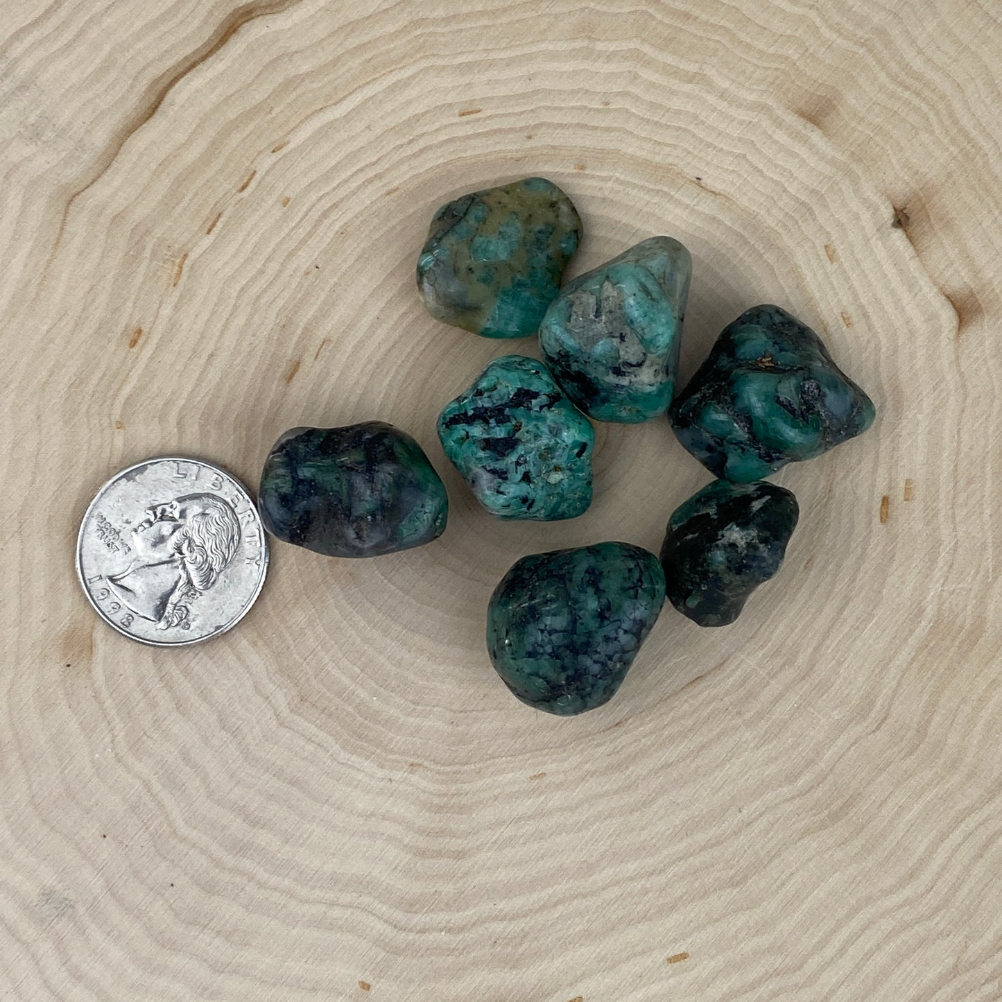 Emerald Tumbled Pocket Stone