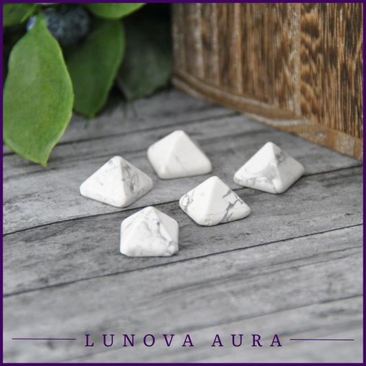 Howlite Mini Pyramid